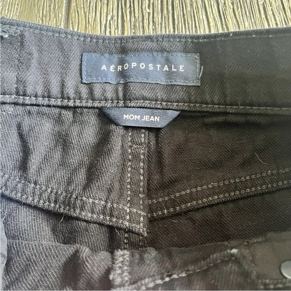 Aeropostale Jeans Women’s Mom Jean High Rise Distressed Size 00 waist is 26” - Picture 3 of 5